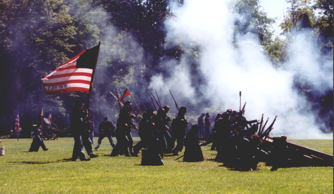 Federal Troops on the battle line.